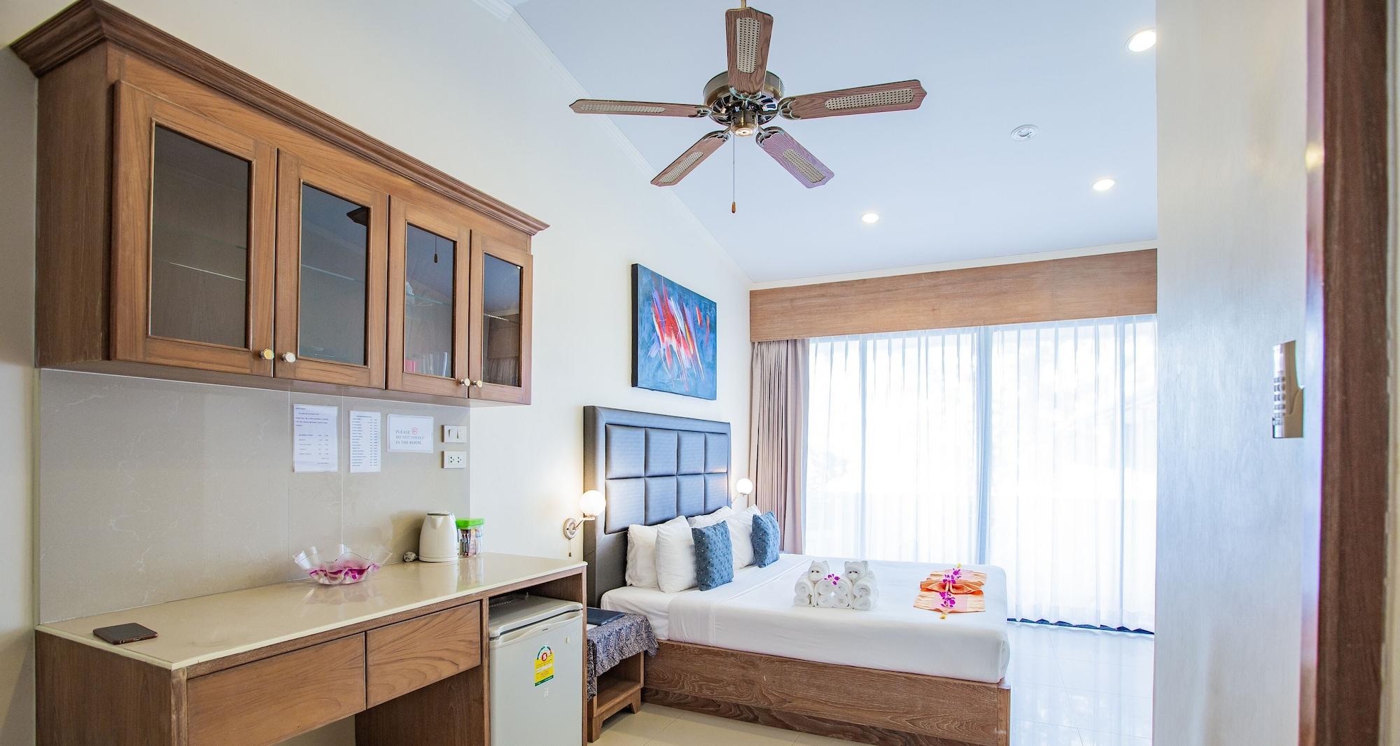In On The Beach Phuket Exterior photo