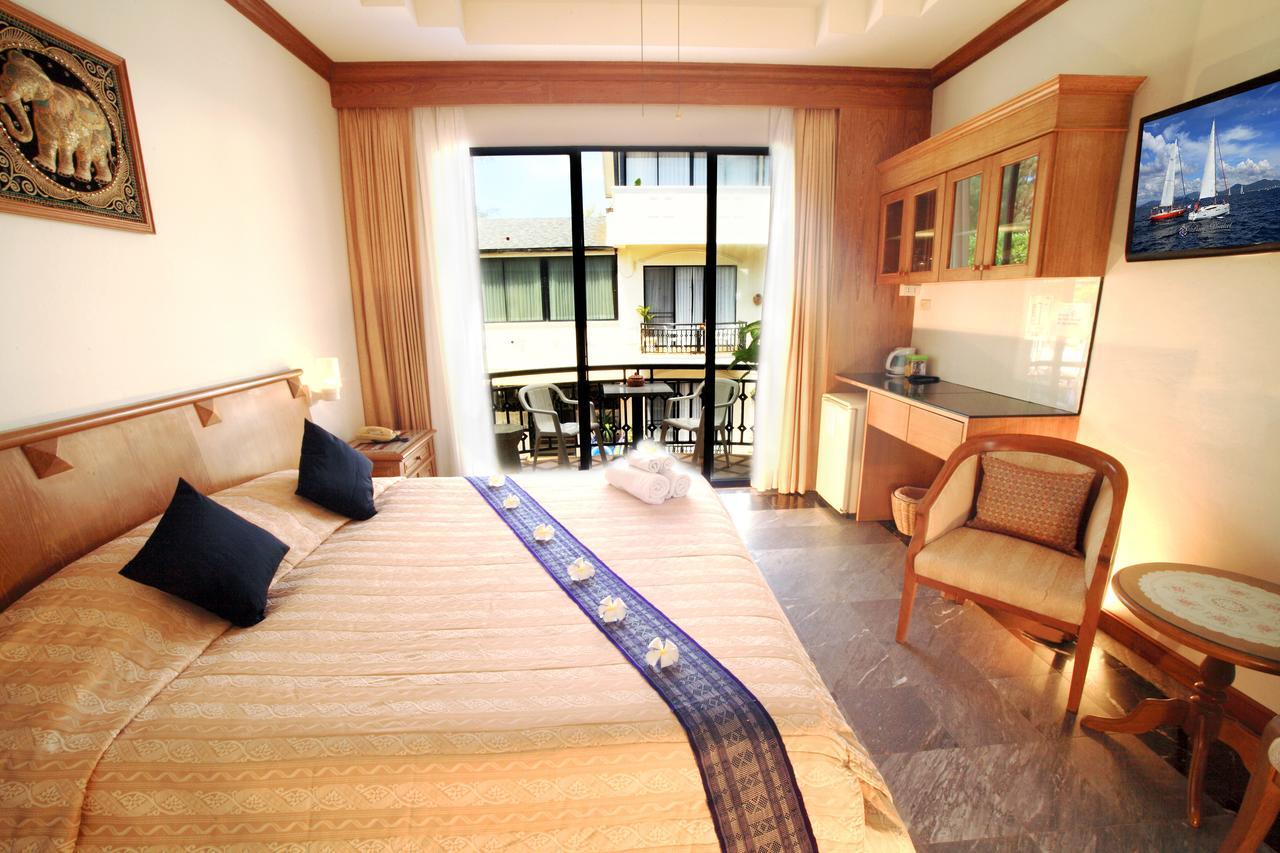 In On The Beach Phuket Exterior photo